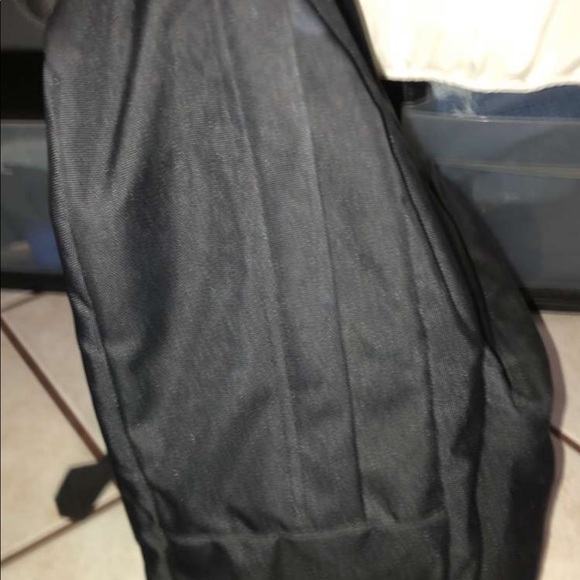 All black jansport backpack - Picture 4 of 5